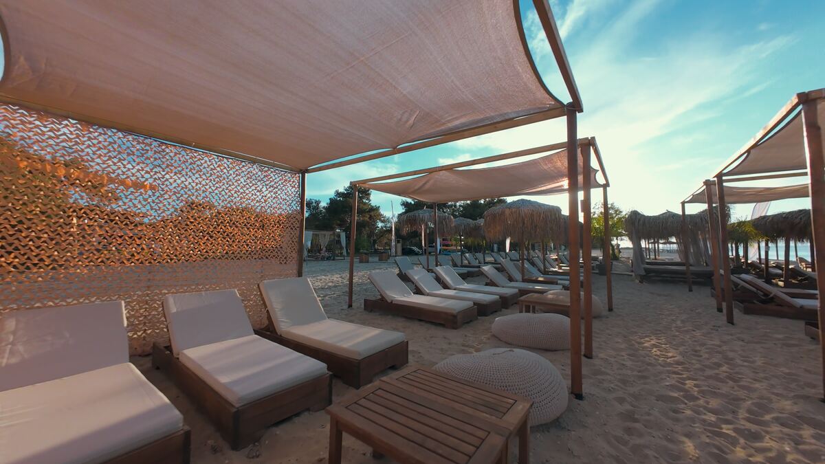 Calma Beach Bar